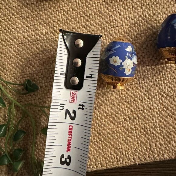 HOUSE OF FABERGE- Sapphire Garden Hand Painted Porcelain 8 piece Eggs limited ed - Picture 7 of 8